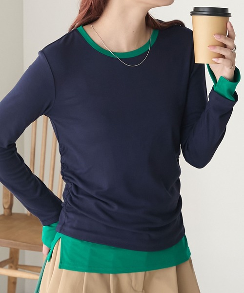 BONLECILL(ボンルシール)の「もちもちレイヤード風配色サイドシャーリングロンT(Tシャツ/カットソー・レディース・ブラック/チャコールグレー/オフホワイト/ネイビー/モスグリーン/レッド・FREE)」の5枚目の写真