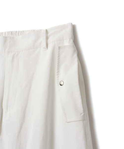 atmos pink(アトモスピンク)の「atmos pink Baggy Nylon Pants / アトモス ピンク バギー ナイロン パンツ(その他パンツ・レディース・ホワイト/カーキ/ブラック・S/M)」の12枚目の写真