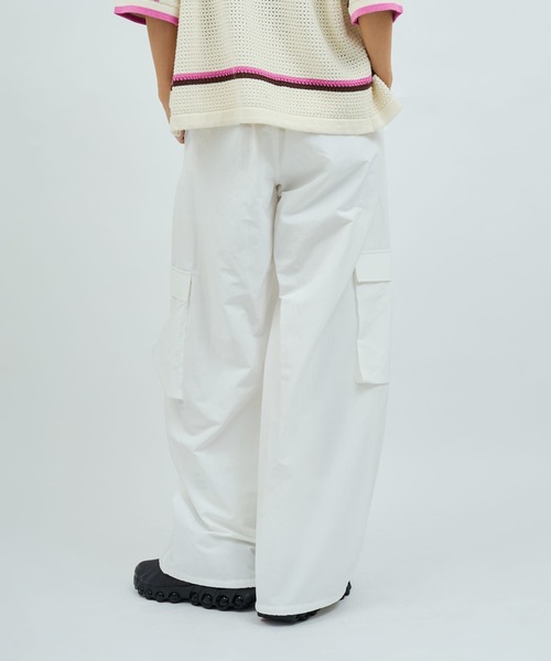 atmos pink(アトモスピンク)の「atmos pink Baggy Nylon Pants / アトモス ピンク バギー ナイロン パンツ(その他パンツ・レディース・ホワイト/カーキ/ブラック・S/M)」の18枚目の写真