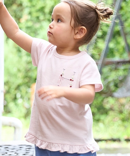 petit main（プティマイン）の「【プティプラ】アルファベットTシャツ（Tシャツ/カットソー・キッズ・ホワイト系/ブルー/ライトピンク/エメラルド/スモークピンク/ブラック/イエロー・100cm/80ｃｍ/90cm/110cm/130cm/120cm）」の8枚目の写真