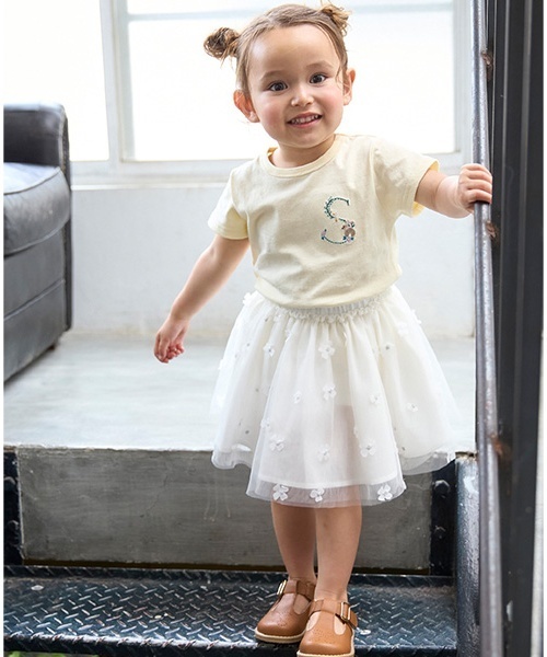 petit main（プティマイン）の「【プティプラ】アルファベットTシャツ（Tシャツ/カットソー・キッズ・ホワイト系/ブルー/ライトピンク/エメラルド/スモークピンク/ブラック/イエロー・100cm/80ｃｍ/90cm/110cm/130cm/120cm）」の10枚目の写真