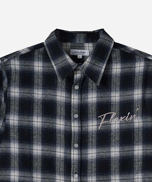 EVOLUTION(エボリューション)の「デザインが可愛いシャツ(シャツ/ブラウス・メンズ・ホワイト系1/ホワイト系2/ブラック系1/ブラック系2/ブラック系3/サックスブルー/ネイビー系2/ネイビー系3/レッド/ネイビー系1・MEDIUM/LARGE/X-LARGE)」の11枚目の写真