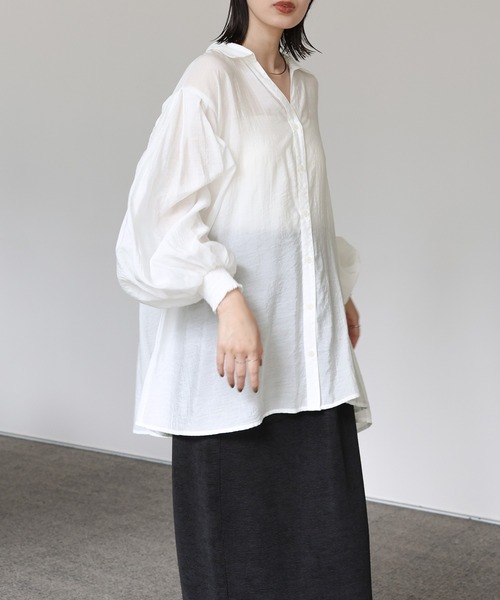 select MOCA Et（セレクトモカエト）の「【Et】Sleeve Gathered Sheer Wide Shirt（シャツ/ブラウス・レディース・ホワイト/グレー・FREE）」の5枚目の写真