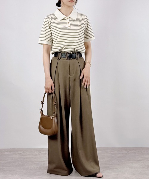 CLOTHY（クロシィ）の「【モードなゆるワイド×キレイめしっとり素材】ベルト付きワイドタックパンツ（スラックス・レディース・チャコールグレー/ブラック/ベージュ/モカ・MEDIUM/LARGE）」の22枚目の写真