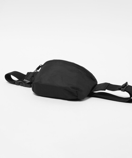 Steven Alan（スティーブンアラン）の「＜Port Authority＞ ULT H/PACK BLACK/バッグ（ボディバッグ/ウエストポーチ・メンズ・ブラック・FREE）」の6枚目の写真