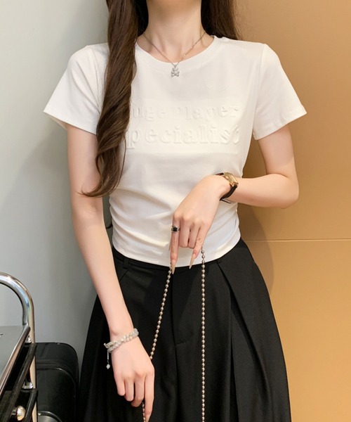 Girly Doll(ガーリードール)の「サイドギャザー立体ロゴデザインTシャツ(Tシャツ/カットソー・レディース・ブラック/ボルドー/ホワイト/ベージュ・M/L)」の9枚目の写真