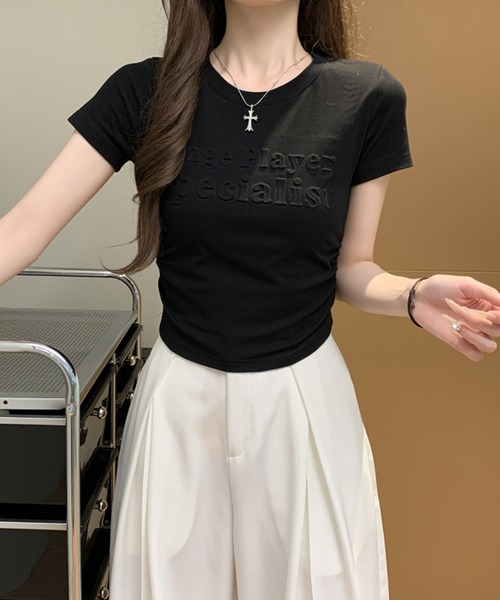Girly Doll(ガーリードール)の「サイドギャザー立体ロゴデザインTシャツ(Tシャツ/カットソー・レディース・ブラック/ボルドー/ホワイト/ベージュ・M/L)」の18枚目の写真