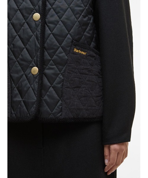 Barbour(バブアー)の「Enid キルティング ベスト(レディース)(テーラードジャケット・レディース・オリーブ/ブラック・8/10)」の12枚目の写真