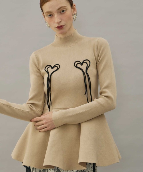 VIOLETTA(ヴィオレッタ)の「ハートモチーフペプラムニット(ニット/セーター・レディース・アイボリー/ブラック/ライトブルー/ベージュ・FREE)」の18枚目の写真