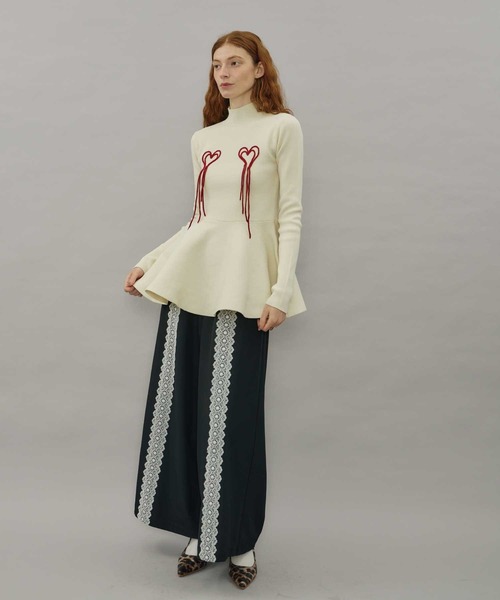 VIOLETTA(ヴィオレッタ)の「ハートモチーフペプラムニット(ニット/セーター・レディース・アイボリー/ブラック/ライトブルー/ベージュ・FREE)」の8枚目の写真