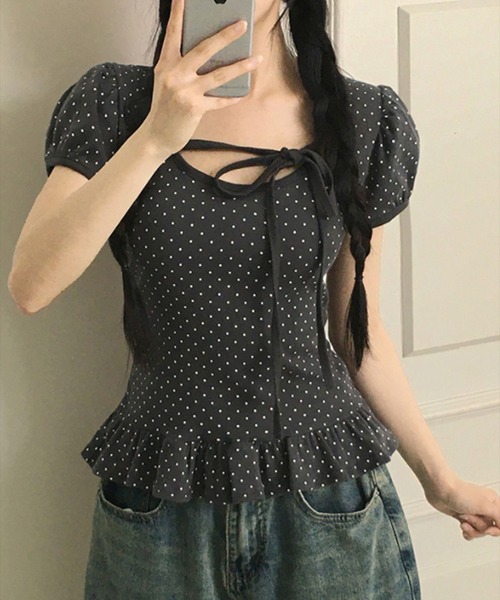 gossip!ロサンゼルス(ゴシップロサンゼルス)の「リボンストラップ 裾フリルパフスリーブトップス(Tシャツ/カットソー・レディース・ホワイト/グレー/ブラック・FREE)」の5枚目の写真