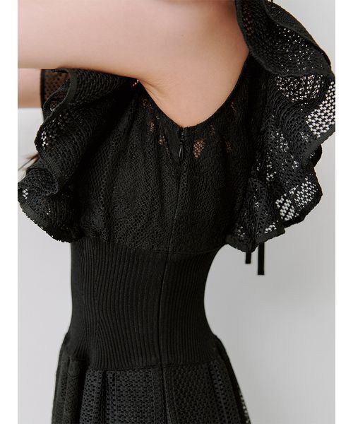 SNIDEL（スナイデル）の「ウエストリブレースドレス（ドレス・レディース・アイボリー/ブラック/ボルドー・0/1）」の18枚目の写真