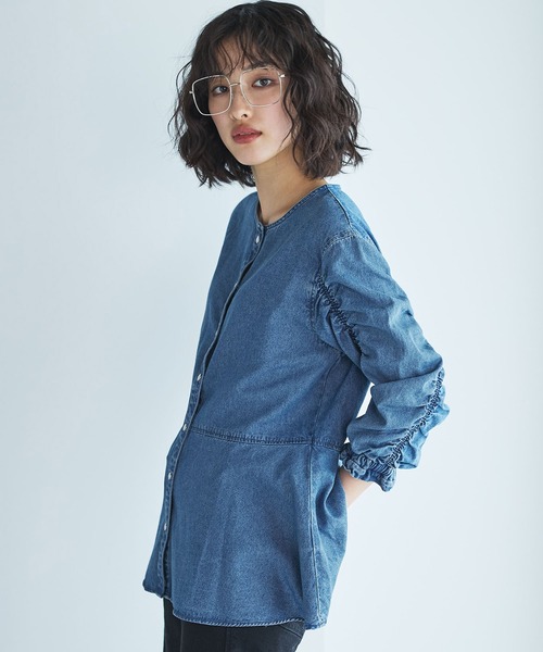 SOMETHING(サムシング)の「SOMETHINGシャーリングスリーブデニムブラウス(シャツ/ブラウス・レディース・ライトインディゴブルー/ダークインディゴブルー・FREE)」の17枚目の写真