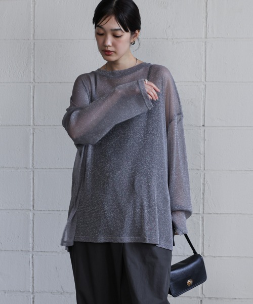 Bou Jeloud（ブージュルード）の「オーバーサイズラメシアートップス（Tシャツ/カットソー・レディース・ベージュ/ブラウン/ブラック/グレー・FREE）」の6枚目の写真