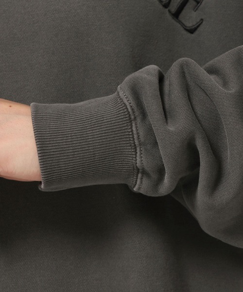 LOWRYS FARM(ローリーズファーム)の「カコウロゴウラケLS 580991(スウェット・レディース・ブラウン/チャコールグレー/アイボリー/パープル・FREE)」の17枚目の写真