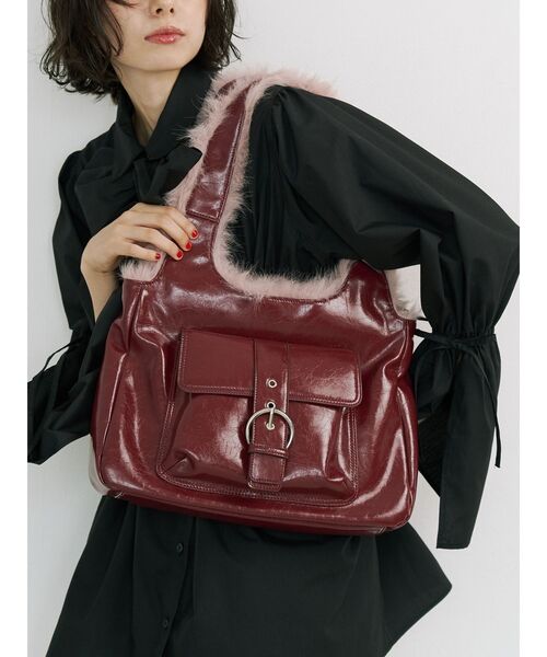 jouetie（ジュエティ）の「ドッキングファーベルトバッグ（ハンドバッグ・レディース・ブラック/アイボリー/ボルドー・FREE）」の3枚目の写真