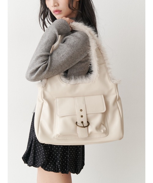 jouetie（ジュエティ）の「ドッキングファーベルトバッグ（ハンドバッグ・レディース・ブラック/アイボリー/ボルドー・FREE）」の2枚目の写真