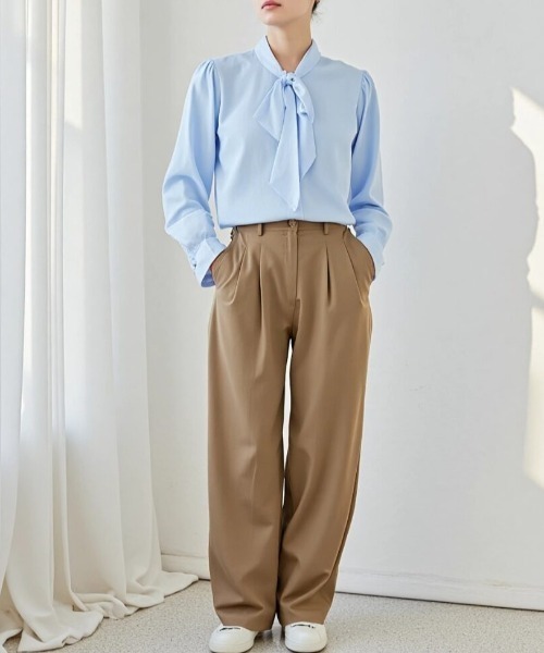 cammie(キャミー)の「ボウタイ付きブラウス(シャツ/ブラウス・レディース・ホワイト/ライトブルー・LARGE/MEDIUM)」の12枚目の写真