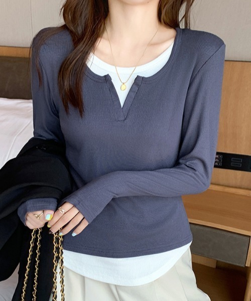 cammie(キャミー)の「レイヤード風キーネックリブテレコ長袖トップス(Tシャツ/カットソー・レディース・ブラック/グレー/ブルー・MEDIUM/LARGE)」の15枚目の写真