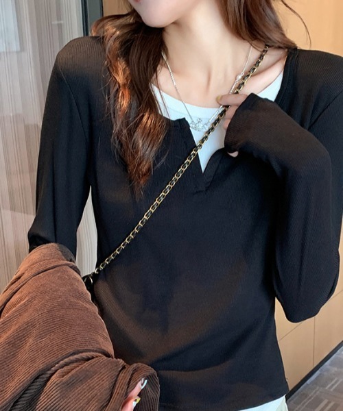 cammie(キャミー)の「レイヤード風キーネックリブテレコ長袖トップス(Tシャツ/カットソー・レディース・ブラック/グレー/ブルー・MEDIUM/LARGE)」の6枚目の写真