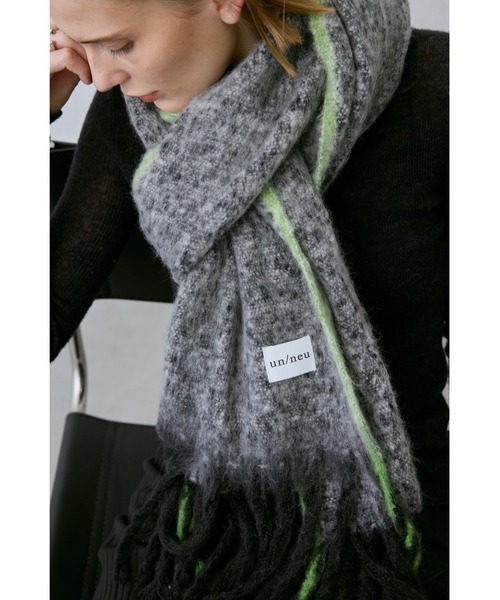 un/neu（アンノイ）の「ミックス配色マフラー / アウトラインカラーストール（マフラー・レディース・オレンジ/ピンク/ブラック・FREE）」の15枚目の写真