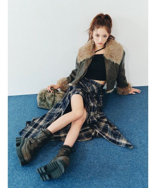 EVRIS（エヴリス）の「スリーブデザインチェックアシンメトリー