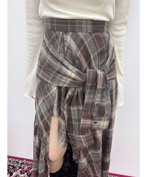 スリーブデザインチェックアシンメトリースカート（スカート）｜EVRIS