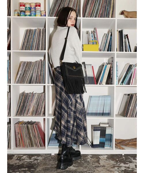 スリーブデザインチェックアシンメトリースカート（スカート）｜EVRIS