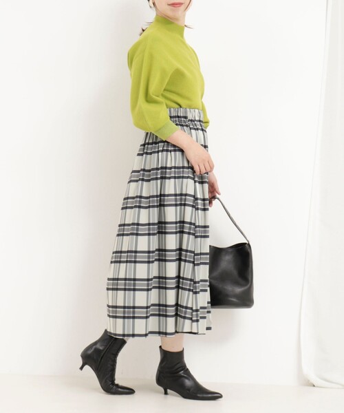 MICO COULIER（ミコクリエ）の「リバーシブルタフタスカート（チェック×ムジ）（スカート・レディース・ブルー系その他/ブラウン系その他・38/36）」の15枚目の写真