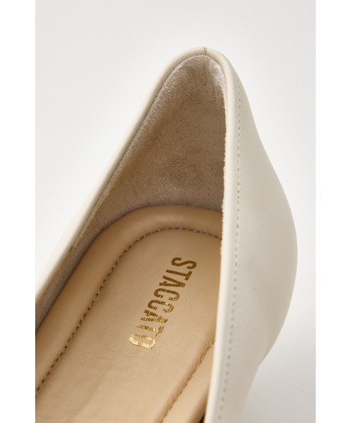 STACCATO(スタッカート)の「テジーキトゥンヒールパンプス(パンプス・レディース・ホワイト/ブラック・24.5cm/22.5cm/23cm/23.5cm/24cm)」の10枚目の写真