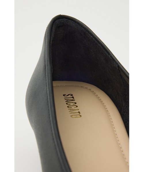 STACCATO(スタッカート)の「テジーキトゥンヒールパンプス(パンプス・レディース・ホワイト/ブラック・24.5cm/22.5cm/23cm/23.5cm/24cm)」の19枚目の写真