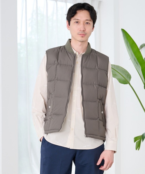 Arnold Palmer(アーノルドパーマー)の「ブロックキルト ダウンベスト(ダウンベスト・メンズ・カーキ/ブラック/キャメル・LL/M/L)」の2枚目の写真