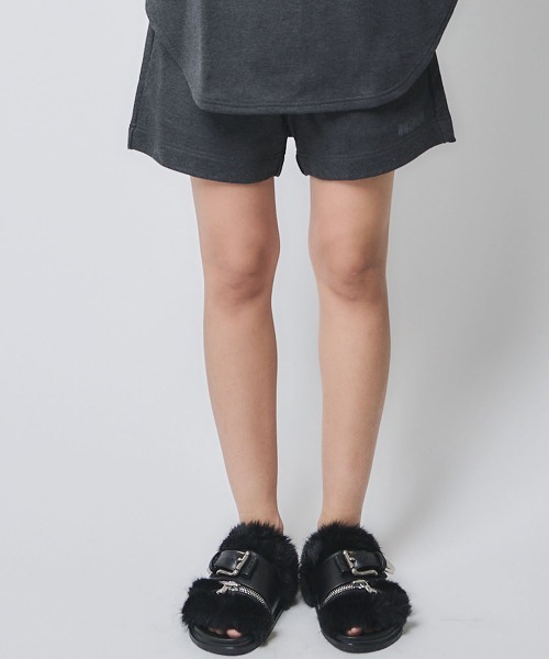 mikomori(ミコモリ)の「SWEAT SHORTS(スウェットパンツ・レディース・ホワイト/チャコールグレー/ブラック・FREE)」の7枚目の写真