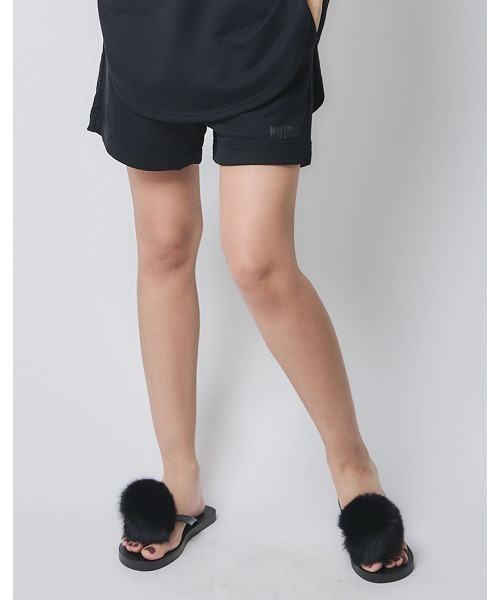 mikomori(ミコモリ)の「SWEAT SHORTS(スウェットパンツ・レディース・ホワイト/チャコールグレー/ブラック・FREE)」の15枚目の写真