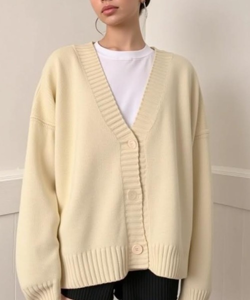 cammie(キャミー)の「ロールアップスリーブオーバーサイズカーディガン(カーディガン/ボレロ・レディース・ベージュ/ブラック/オフホワイト・F)」の10枚目の写真