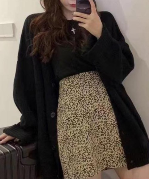 cammie(キャミー)の「ロールアップスリーブオーバーサイズカーディガン(カーディガン/ボレロ・レディース・ベージュ/ブラック/オフホワイト・F)」の15枚目の写真
