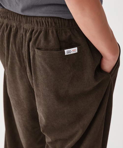 BODY WILD(ボディーワイルド)の「BODY WILD by BEAMS DESIGN パンツ コーデュロイ(その他パンツ・メンズ・グレー/ダークブラウン・MEDIUM/LARGE)」の5枚目の写真