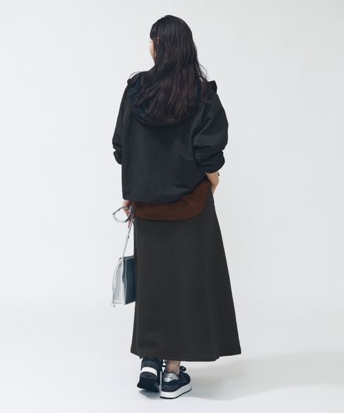 NEW BALANCE（ニューバランス）の「【アルペン限定】 ニューバランス New Balance THE CITY ナイロンフーデットジャケット（ナイロンジャケット・レディース・ブラック/アイボリー/グリーン・M/L）」の6枚目の写真