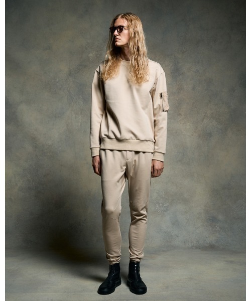 wjk(ダヴルジェイケイ)の「utility pocket sweatshirt(スウェット・メンズ・ブラック/ライトベージュ/トップグレー・SMALL/MEDIUM/LARGE/X-LARGE)」の13枚目の写真