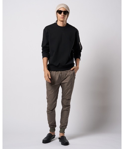 wjk(ダヴルジェイケイ)の「utility pocket sweatshirt(スウェット・メンズ・ブラック/ライトベージュ/トップグレー・SMALL/MEDIUM/LARGE/X-LARGE)」の14枚目の写真