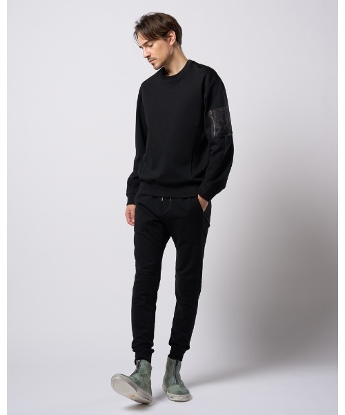 wjk(ダヴルジェイケイ)の「utility pocket sweatshirt(スウェット・メンズ・ブラック/ライトベージュ/トップグレー・SMALL/MEDIUM/LARGE/X-LARGE)」の18枚目の写真