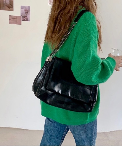 Burner(バーナー)の「【OKUOKU 0909】チェーンストラップ 大容量レザーショルダーバッグ oku-bag-32-28【RBTS】(ショルダーバッグ・レディース・ブラック・FREE)」の8枚目の写真