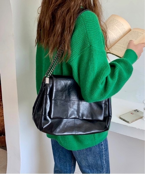 Burner(バーナー)の「【OKUOKU 0909】チェーンストラップ 大容量レザーショルダーバッグ oku-bag-32-28【RBTS】(ショルダーバッグ・レディース・ブラック・FREE)」の9枚目の写真