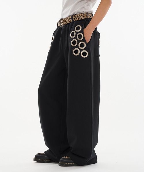 WISH FOR EVER(ウィッシュフォーエバー)の「EYELET DESIGN SWEAT PANTS / アイレットデザインスウェットパンツ(スウェットパンツ・メンズ・ピンク/グレー/ブラック・SMALL/LARGE/MEDIUM)」の5枚目の写真