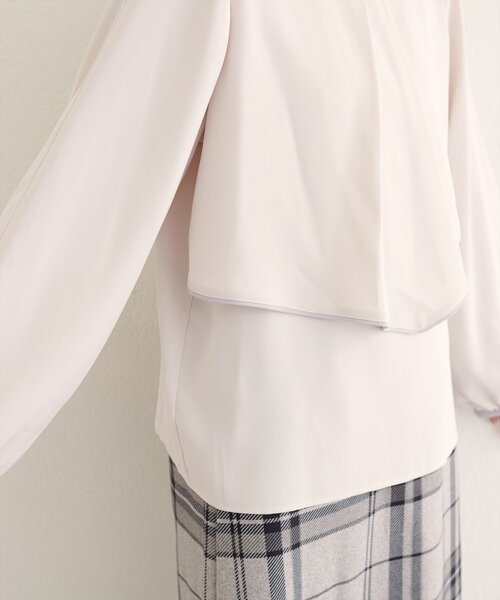 natural couture（ナチュラルクチュール）の「アシメパイピングボウブラウス（シャツ/ブラウス・レディース・ブラウン/ネイビー/グレイッシュベージュ/アイボリー・FREE）」の16枚目の写真