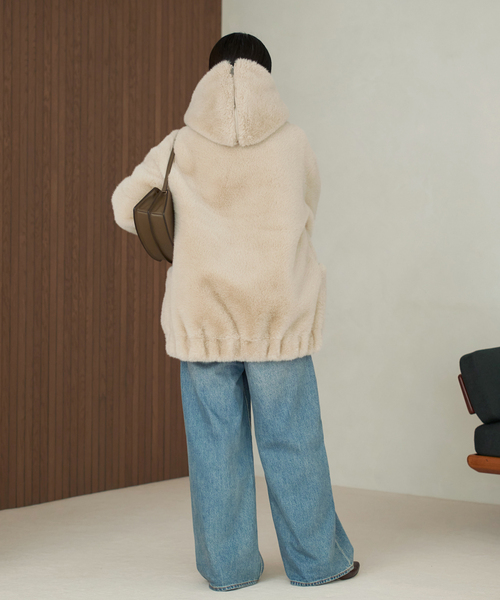 plage（プラージュ）の「Vegancode / ヴィ―ガンコード FAUX FUR ブルゾン（その他アウター・レディース・カーキ/アイボリー・FREE）」の10枚目の写真