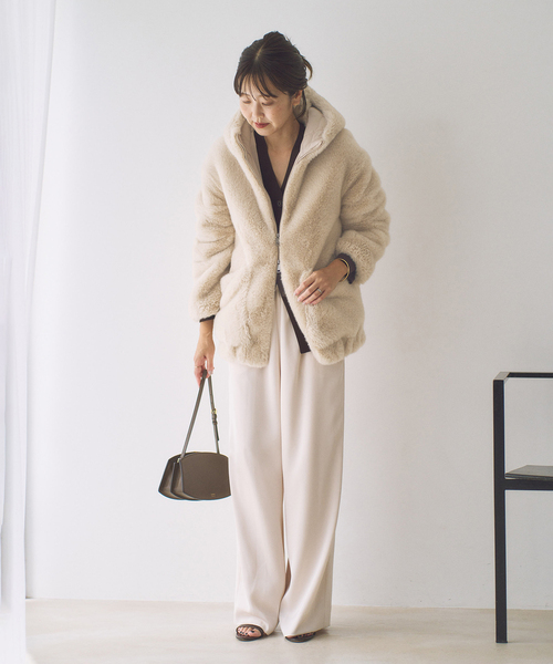 plage（プラージュ）の「Vegancode / ヴィ―ガンコード FAUX FUR ブルゾン（その他アウター・レディース・カーキ/アイボリー・FREE）」の16枚目の写真