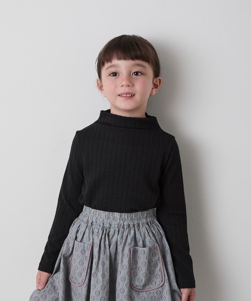 riziere（リジェール）の「ジャガード柄シームレスハイネックプルオーバー（Tシャツ/カットソー・キッズ・グレー/アイボリー/ブラック・90/100/110/120/130/140/150）」の15枚目の写真