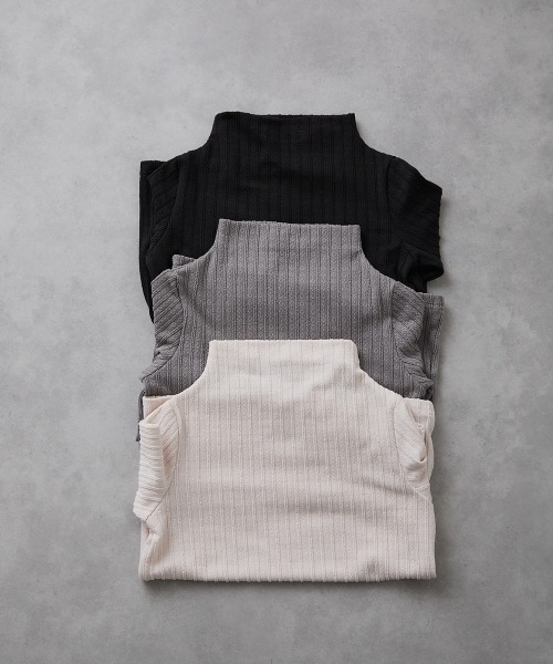 riziere（リジェール）の「ジャガード柄シームレスハイネックプルオーバー（Tシャツ/カットソー・キッズ・グレー/アイボリー/ブラック・90/100/110/120/130/140/150）」の19枚目の写真