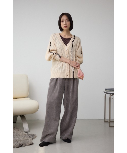 AZUL by moussy(アズールバイマウジー)の「ステッチデザインカーディガン(カーディガン/ボレロ・レディース・アイボリー/ブラック/ブラウン・FREE)」の5枚目の写真